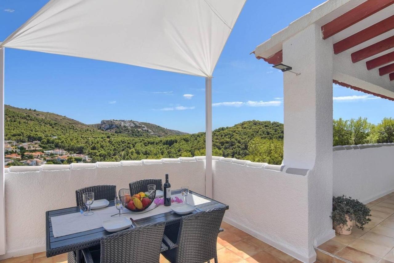 Stunning Mountain View Bungalow In Moraira Теулада Екстериор снимка