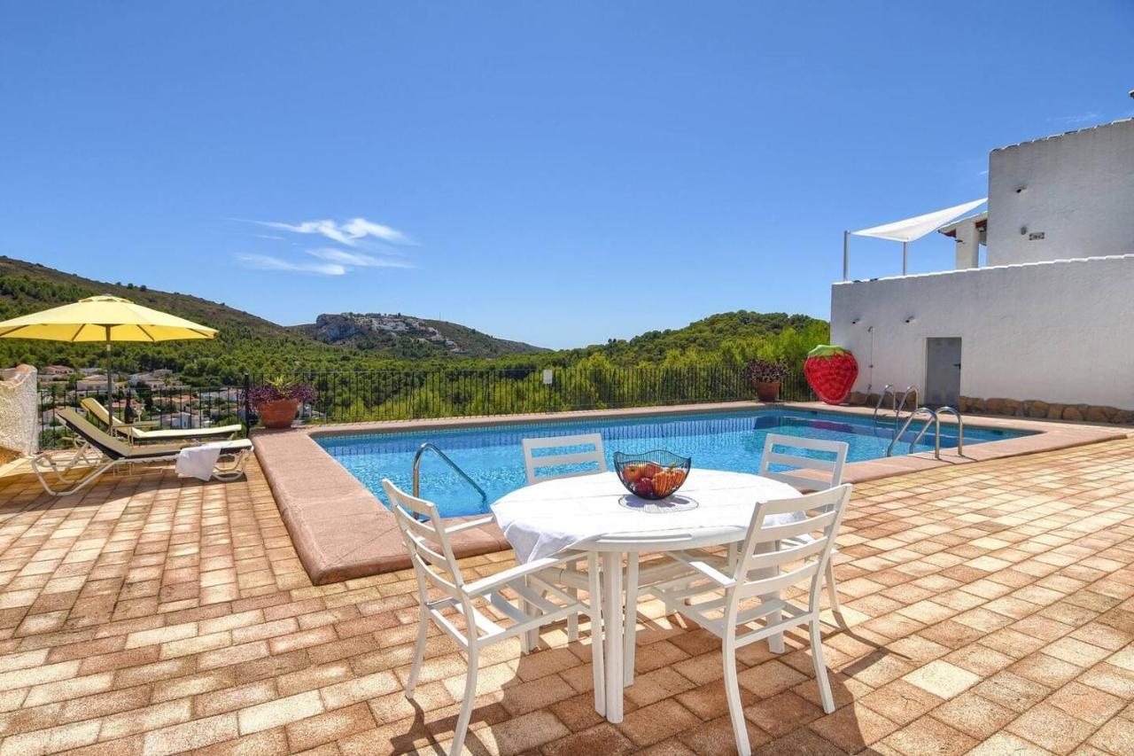 Stunning Mountain View Bungalow In Moraira Теулада Екстериор снимка