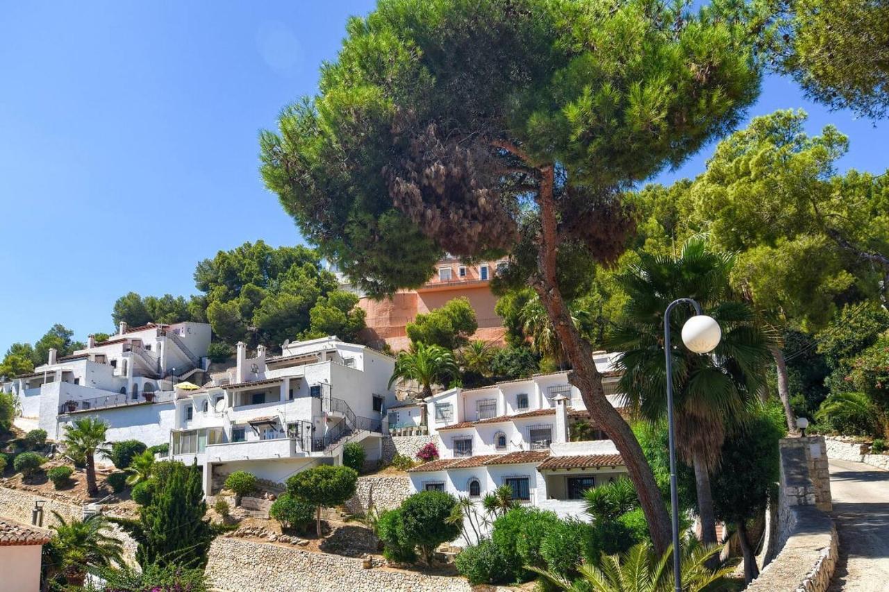 Stunning Mountain View Bungalow In Moraira Теулада Екстериор снимка