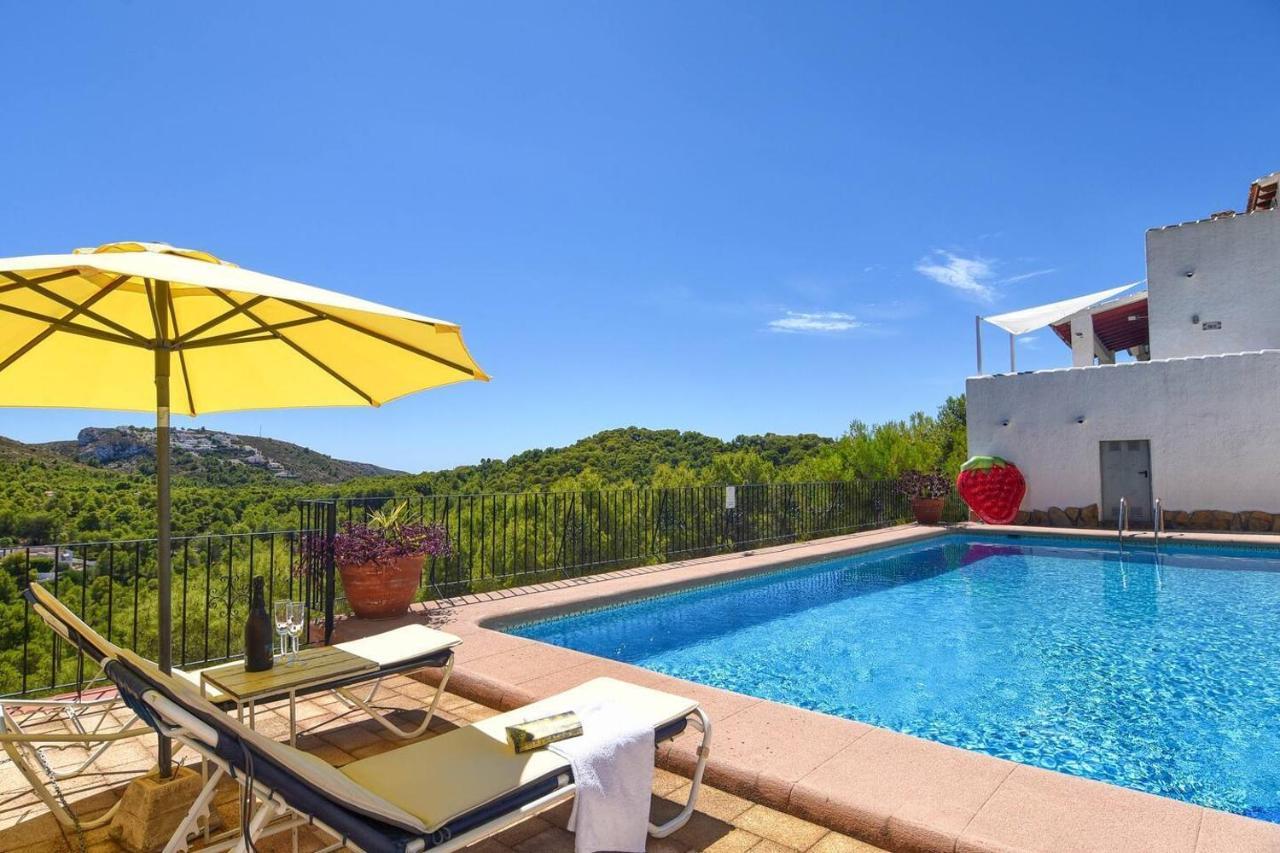 Stunning Mountain View Bungalow In Moraira Теулада Екстериор снимка